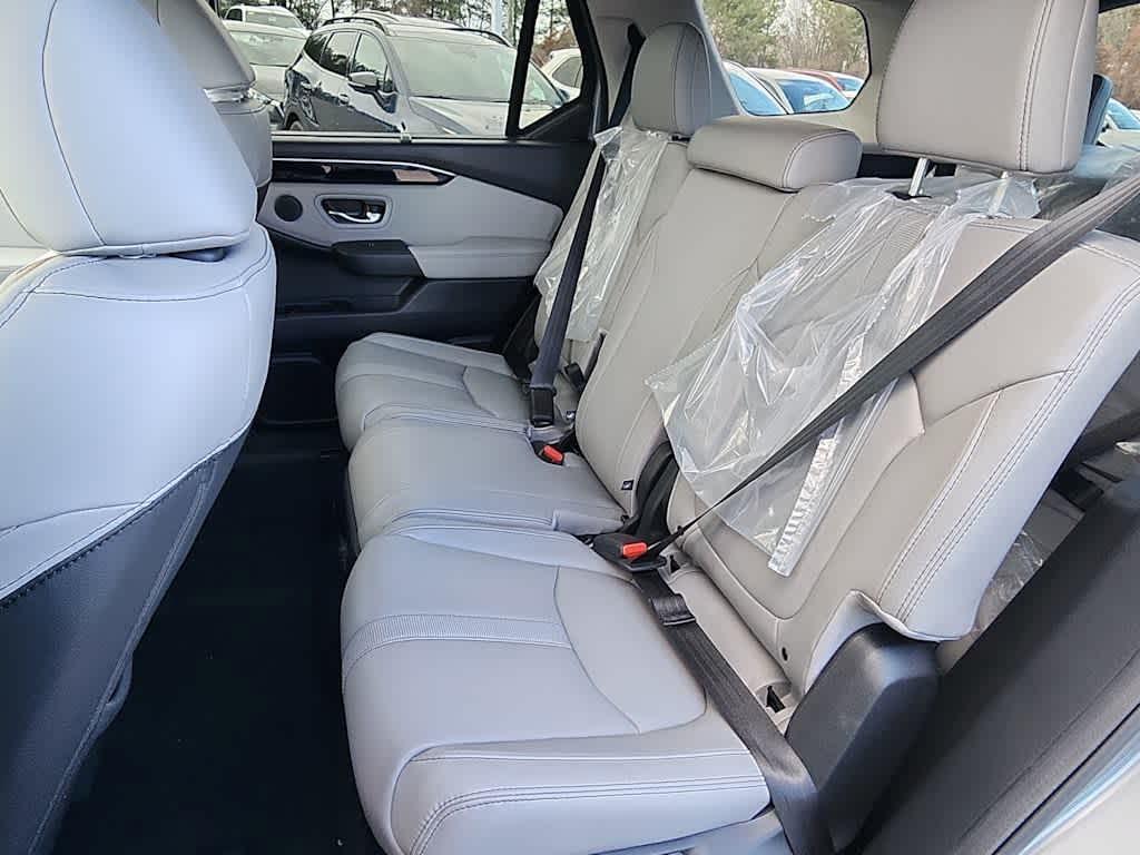 new 2025 Honda Pilot car, priced at $49,250