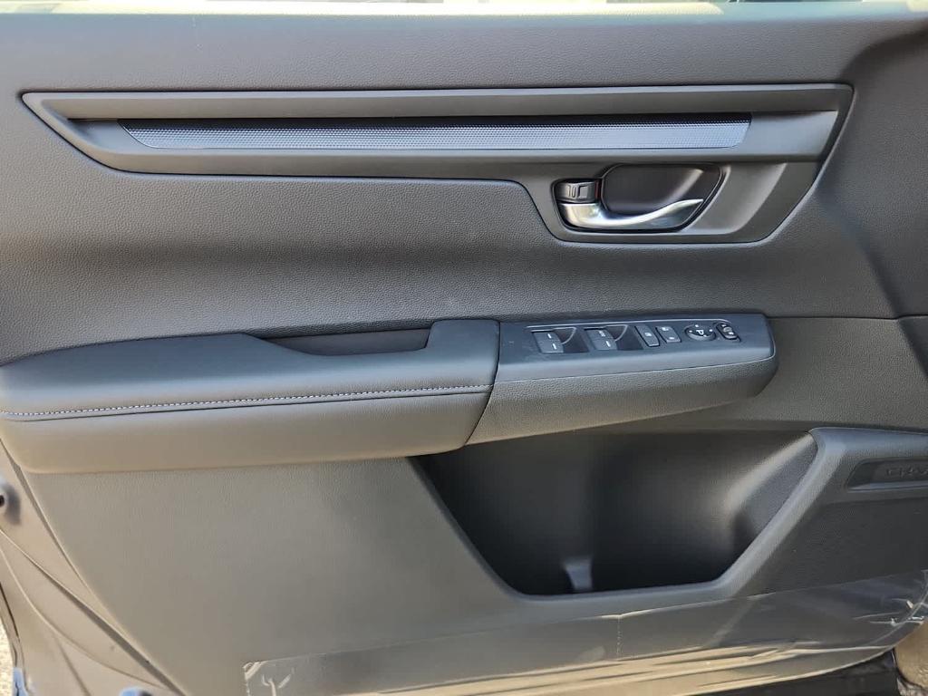 new 2025 Honda CR-V car, priced at $32,995