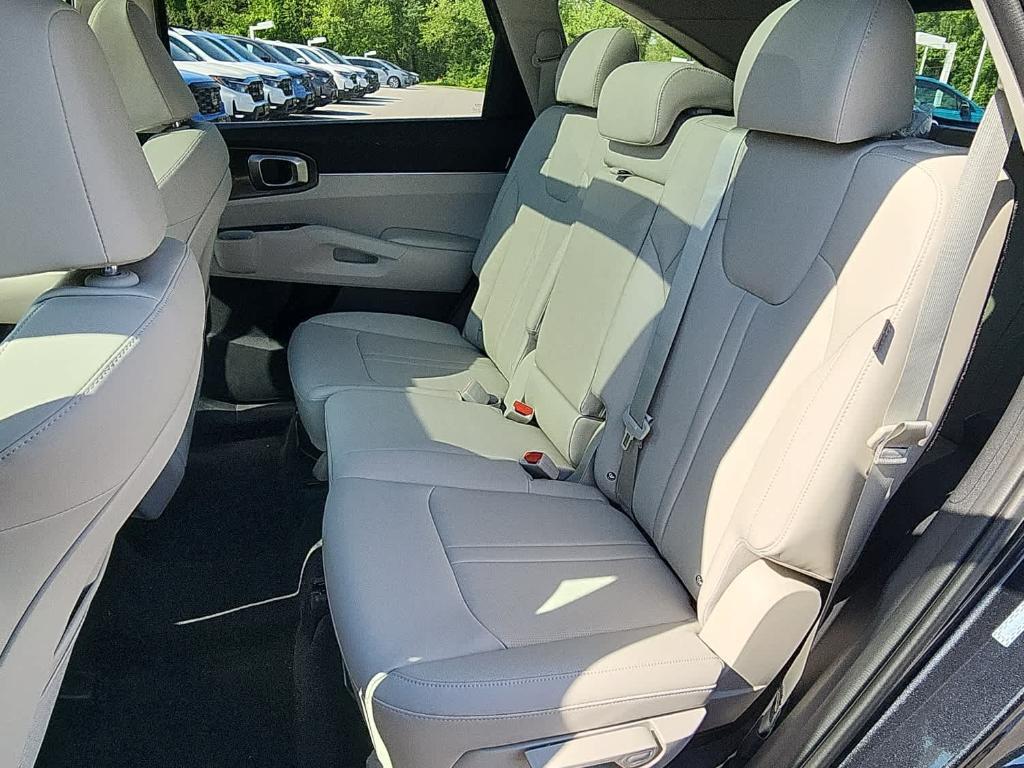 new 2025 Kia Telluride car, priced at $52,420