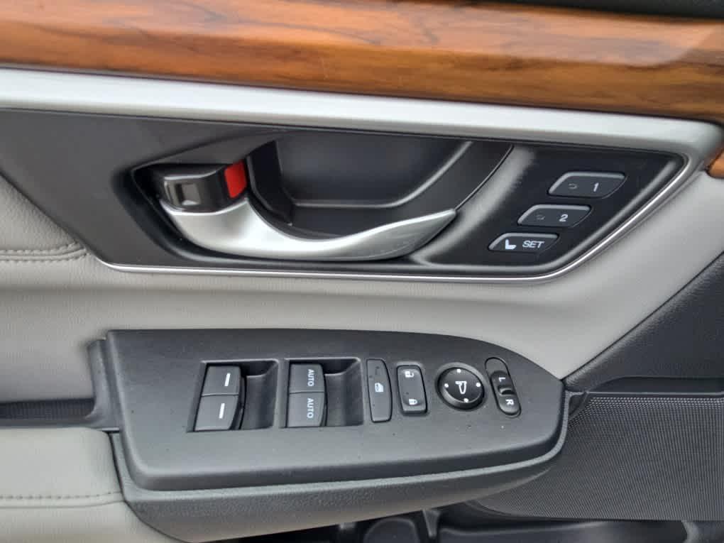 used 2021 Honda CR-V Hybrid car, priced at $29,462