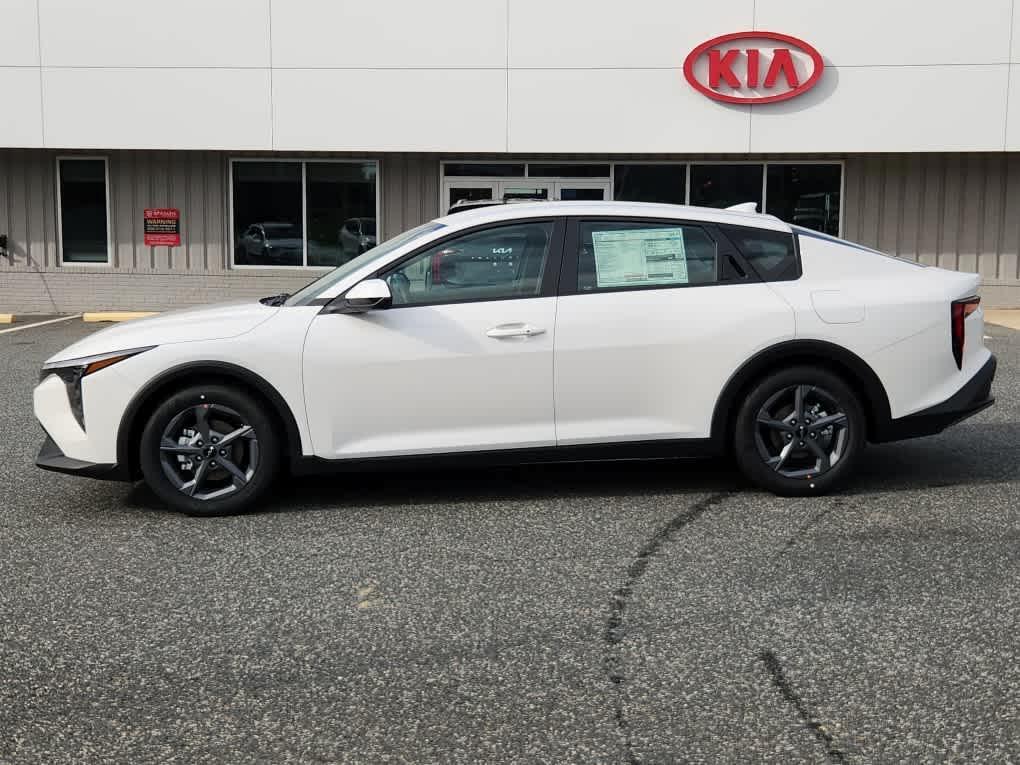 new 2025 Kia K4 car, priced at $24,960