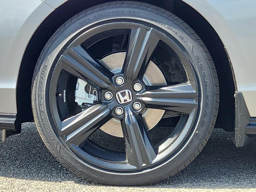 new 2025 Honda Accord Hybrid car, priced at $36,525