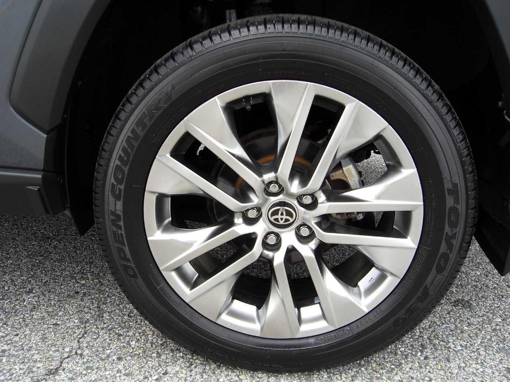 used 2021 Toyota RAV4 car, priced at $27,384