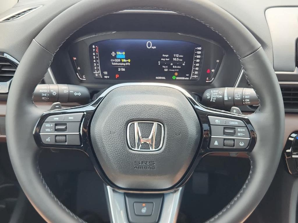 new 2025 Honda Pilot car, priced at $55,715
