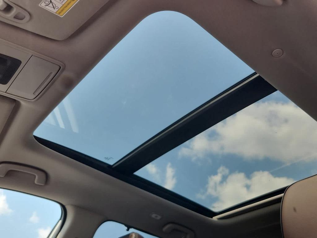 new 2025 Honda Pilot car, priced at $55,715