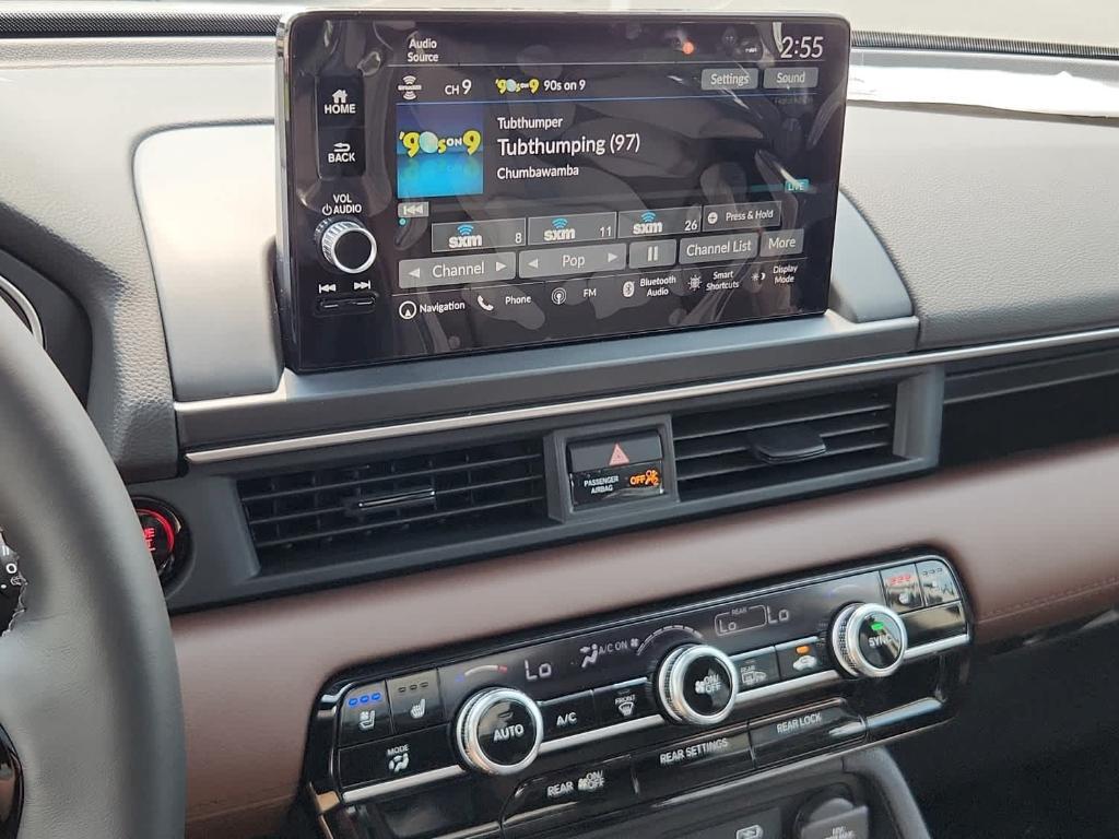new 2025 Honda Pilot car, priced at $55,715