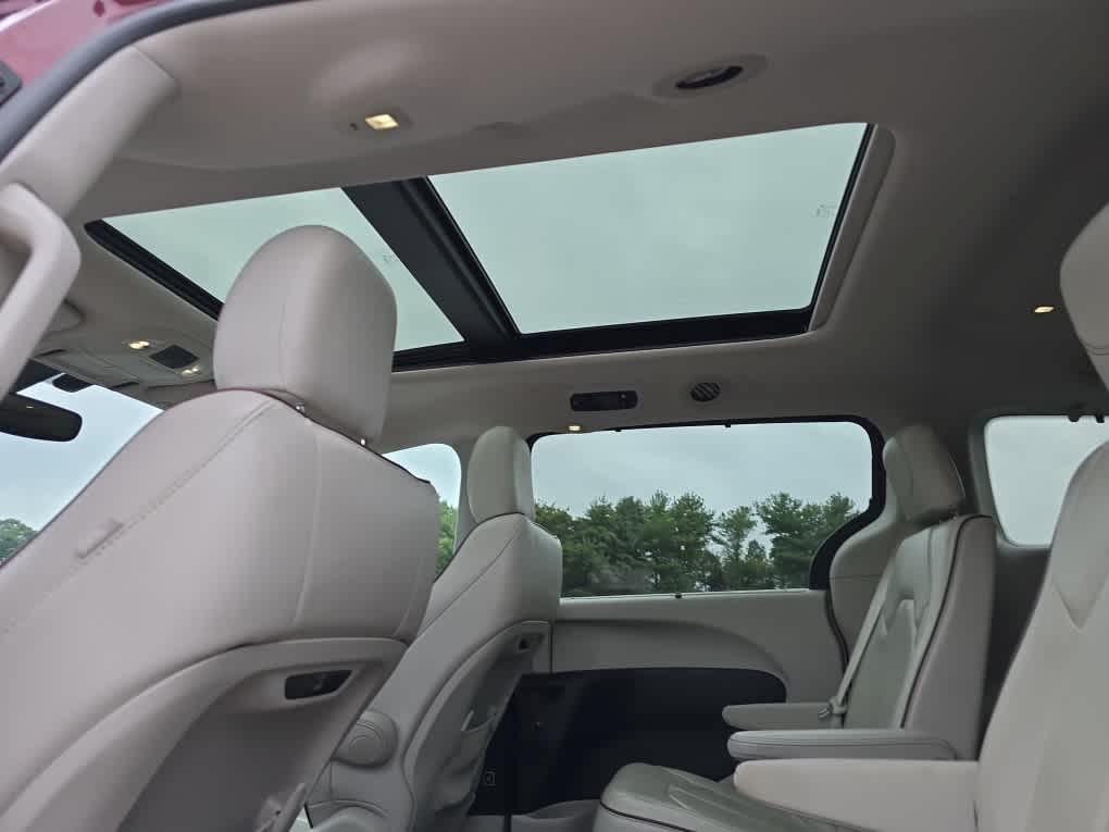 used 2019 Chrysler Pacifica car, priced at $19,498