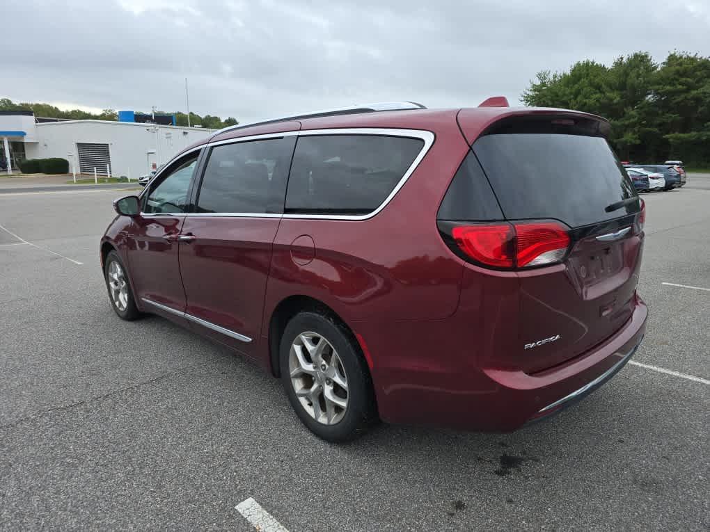 used 2019 Chrysler Pacifica car, priced at $19,498