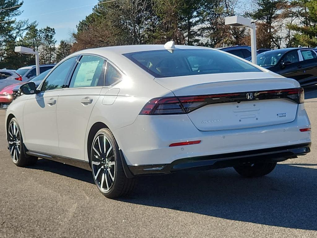 new 2025 Honda Accord Hybrid car, priced at $38,811