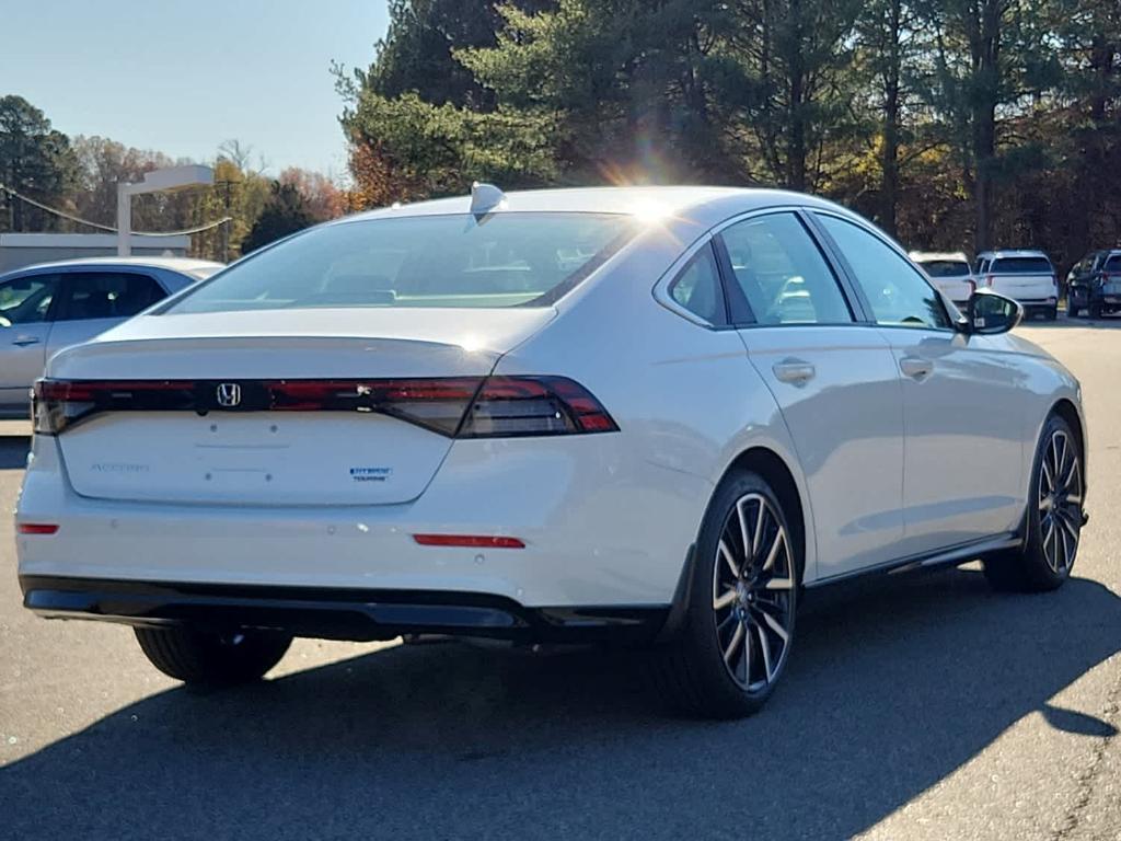 new 2025 Honda Accord Hybrid car, priced at $38,811