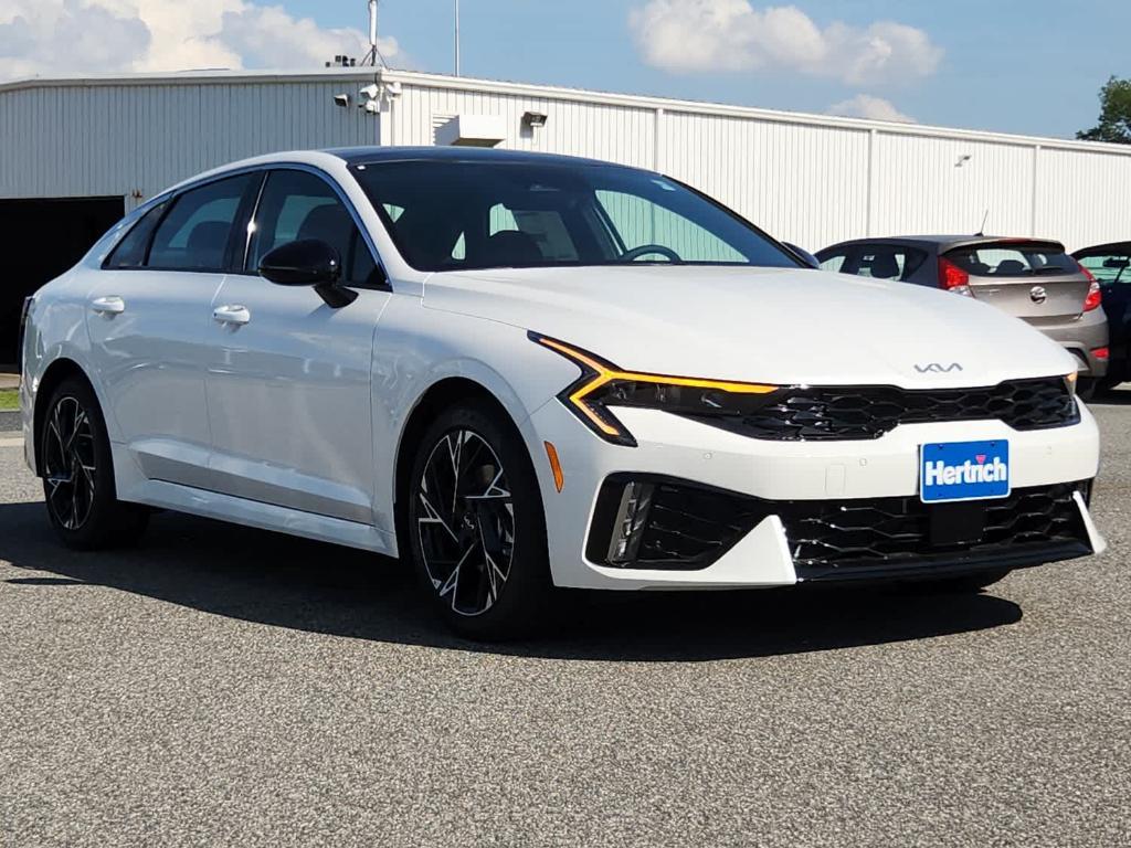 new 2025 Kia K5 car, priced at $32,155