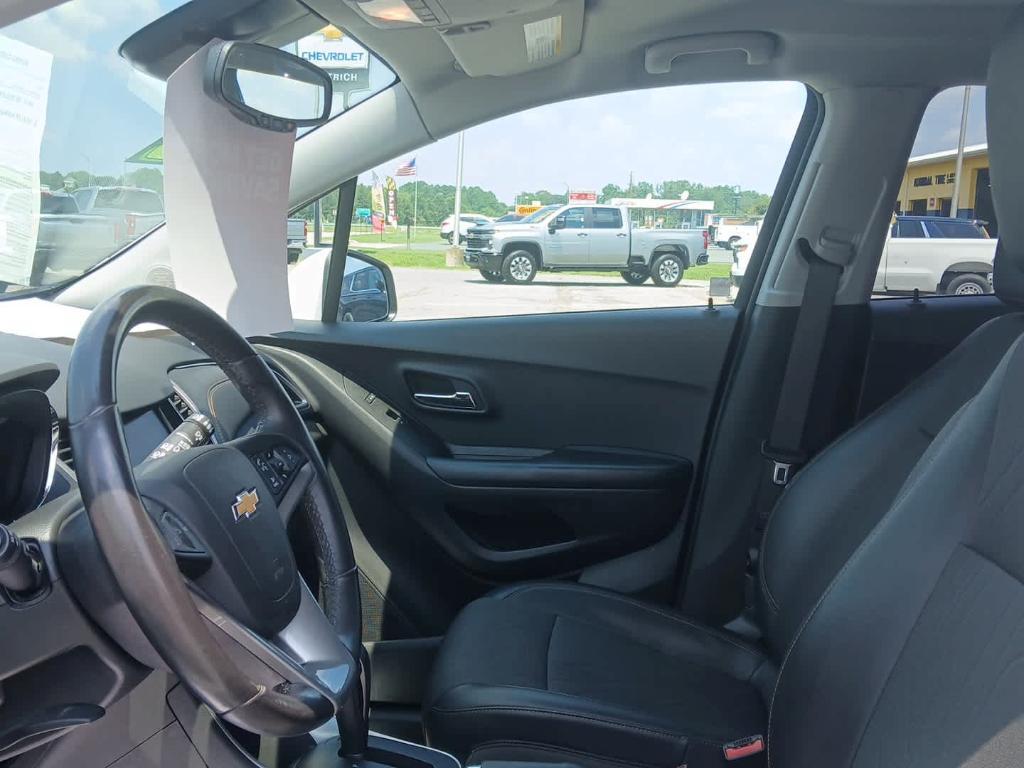 used 2022 Chevrolet Trax car, priced at $19,997