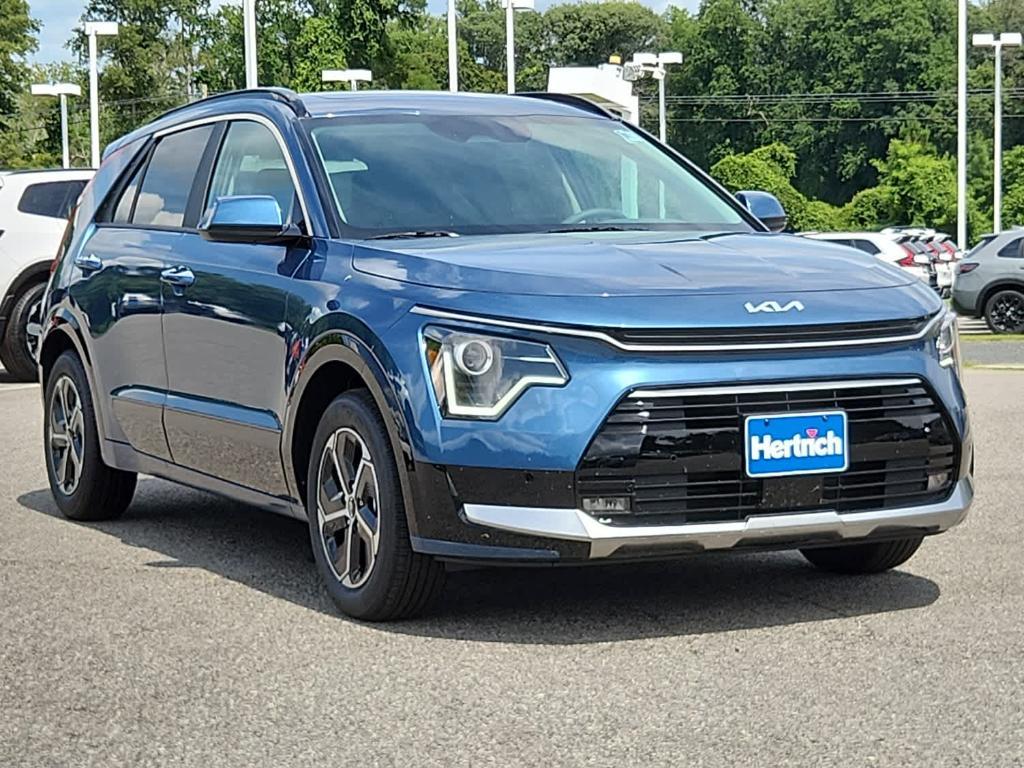 new 2025 Kia Niro car, priced at $34,560