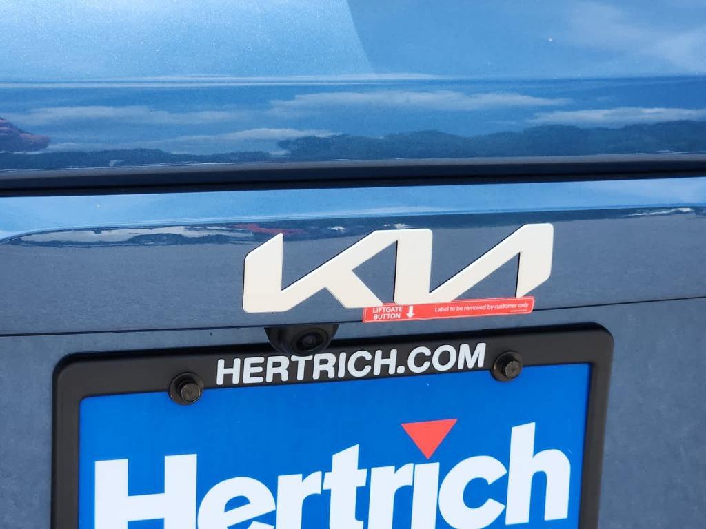 new 2025 Kia Niro car, priced at $34,560