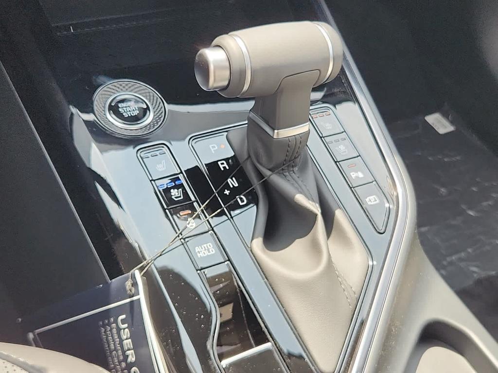 new 2025 Kia Niro car, priced at $34,560
