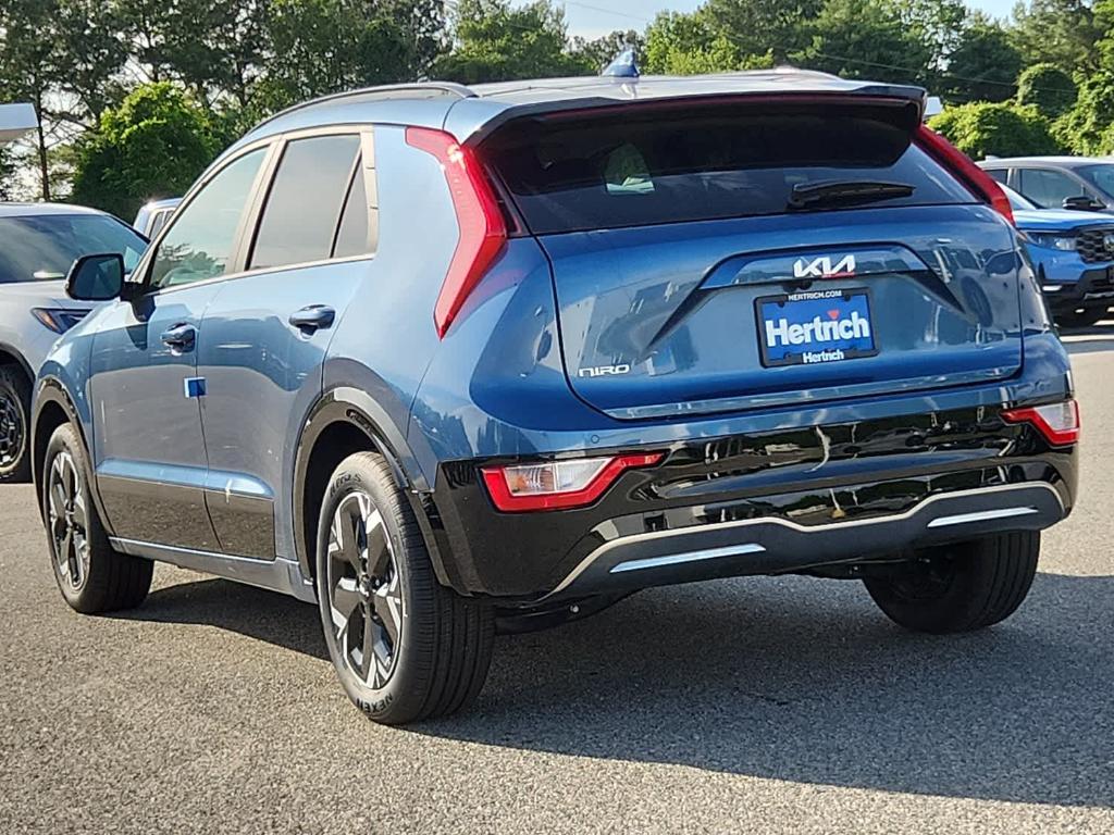 new 2025 Kia Niro EV car, priced at $41,580