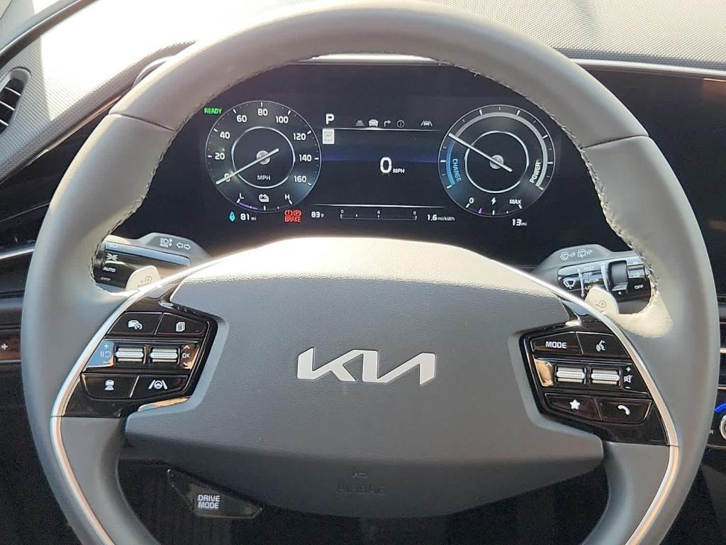 new 2025 Kia Niro EV car, priced at $41,580