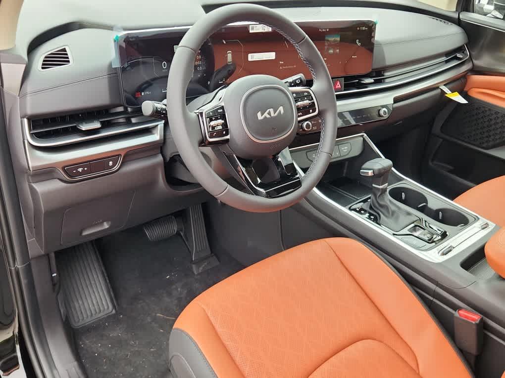 new 2026 Kia Carnival car, priced at $49,285