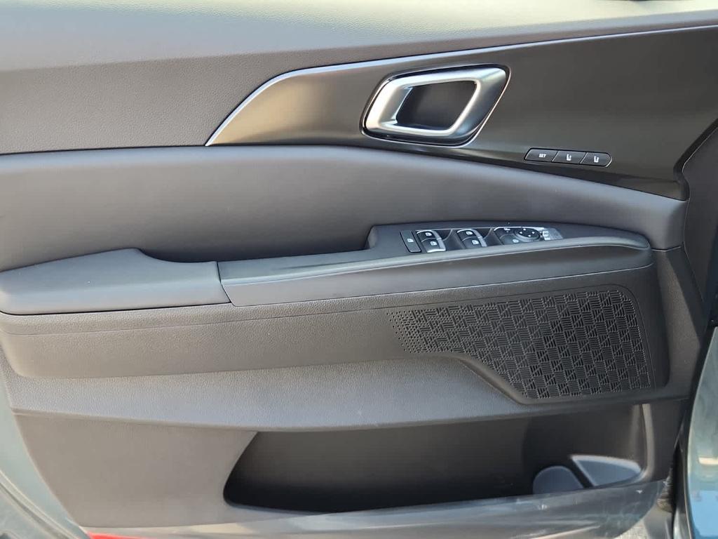 new 2026 Kia Carnival car, priced at $49,285