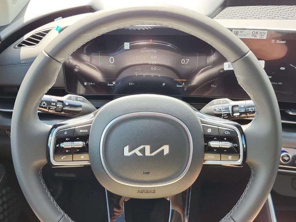 new 2026 Kia Carnival car, priced at $49,285