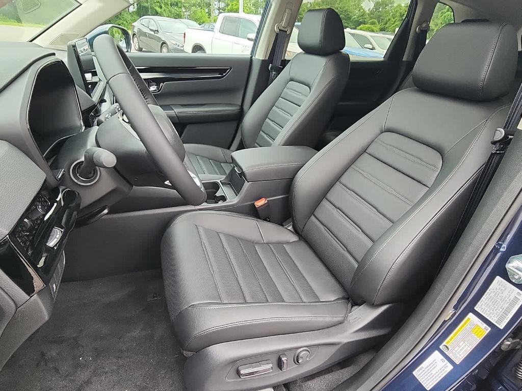 new 2025 Honda CR-V car, priced at $37,895