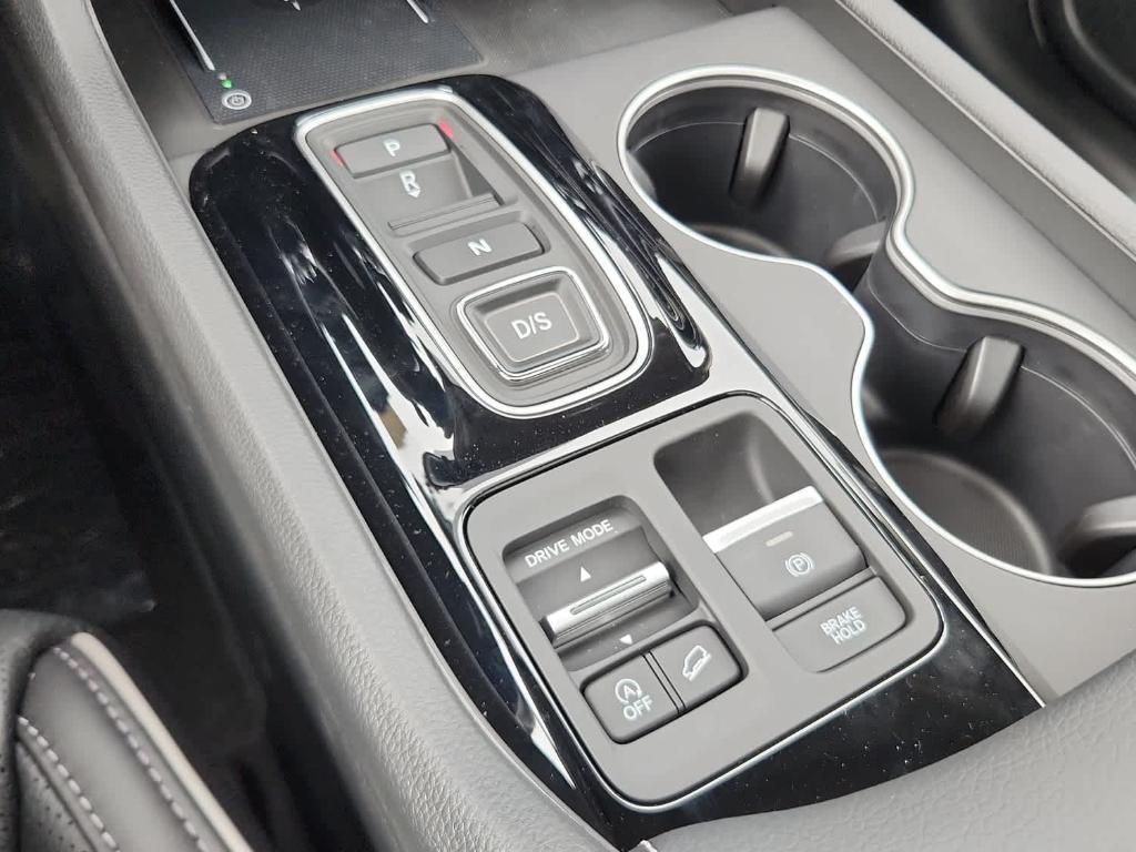 new 2025 Honda Pilot car, priced at $55,520