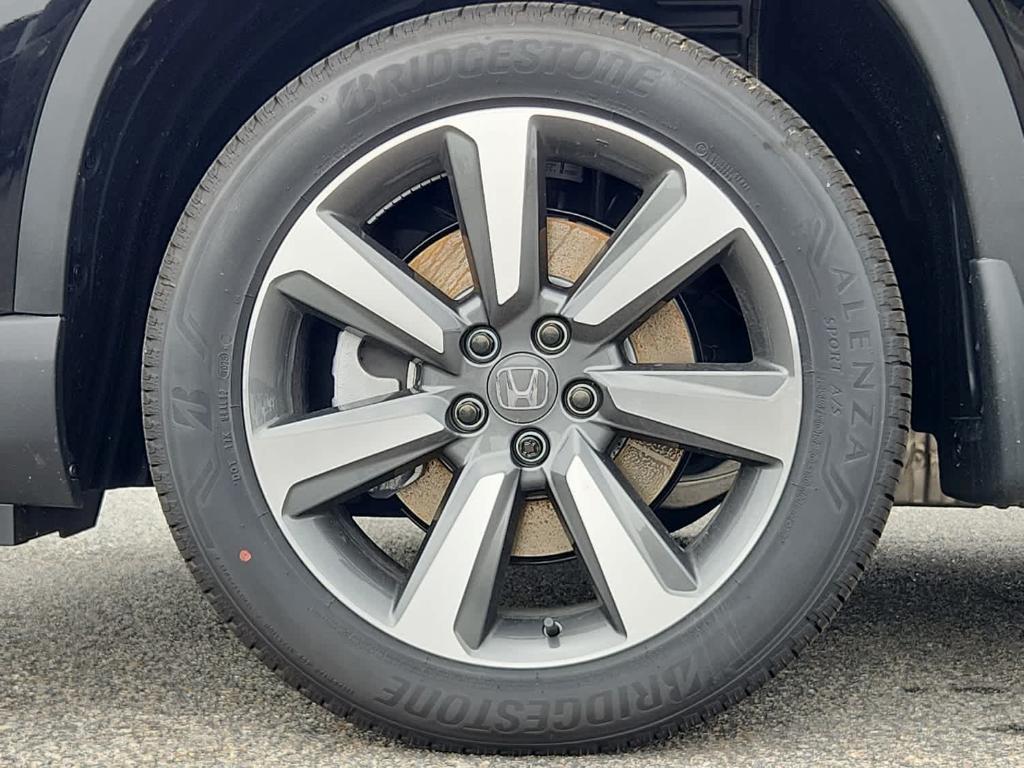 new 2025 Honda Pilot car, priced at $55,520