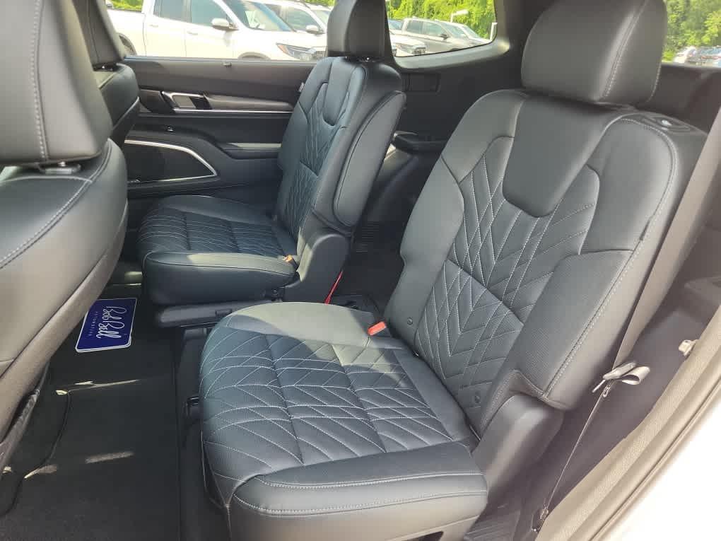 new 2025 Kia Telluride car, priced at $52,020