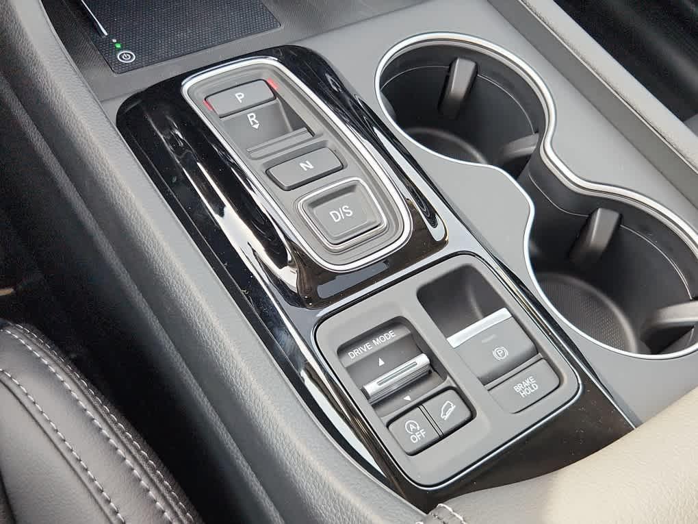 new 2025 Honda Pilot car, priced at $51,550