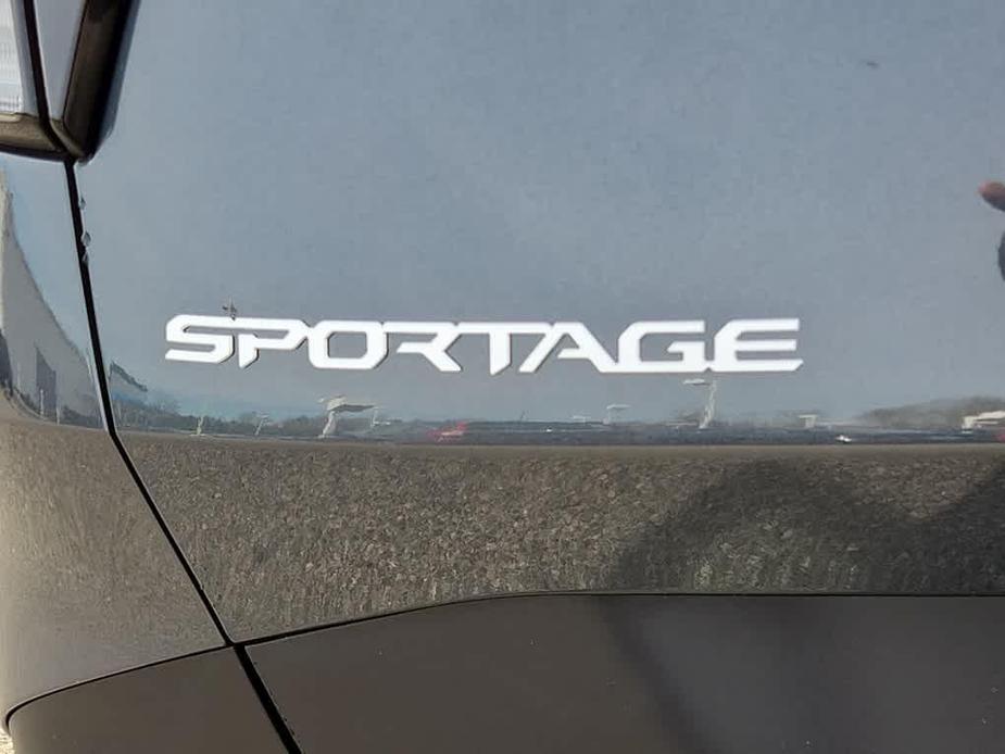 new 2025 Kia Sportage car, priced at $30,935