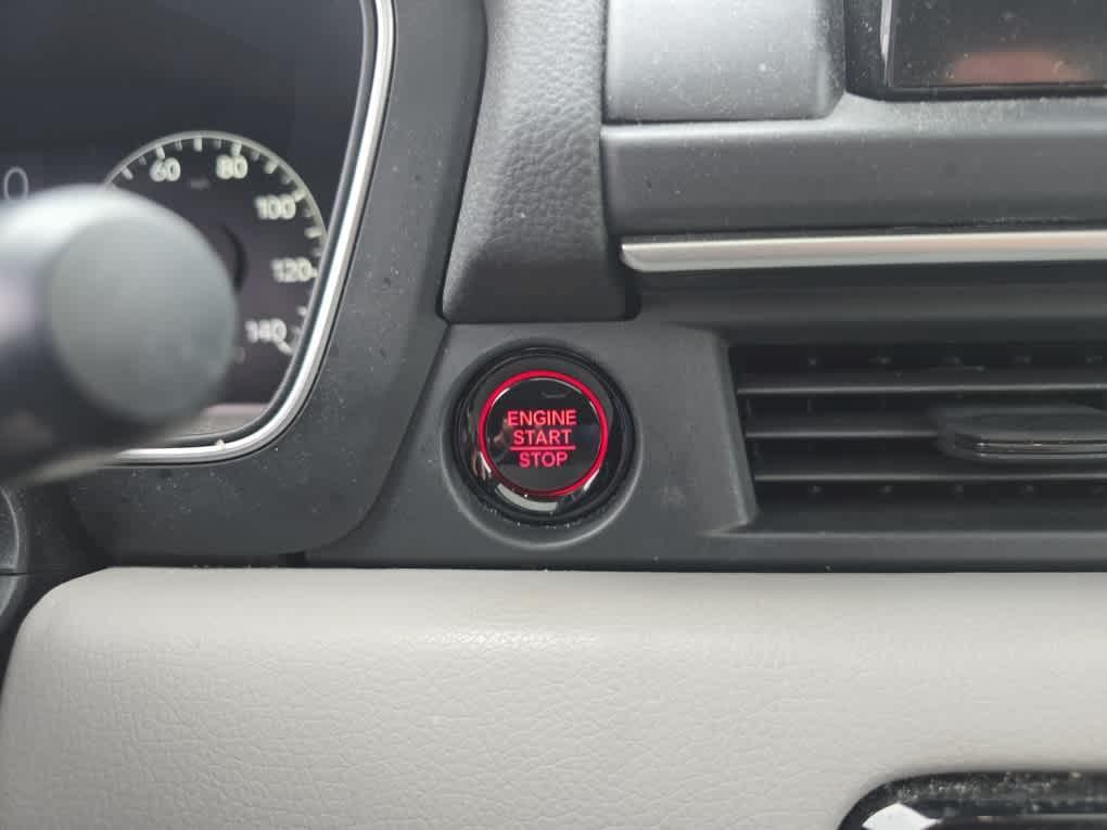 used 2023 Honda Pilot car, priced at $37,498