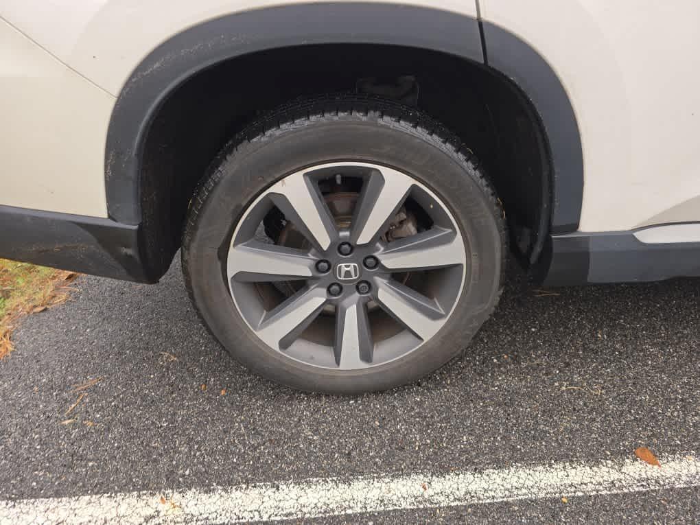 used 2023 Honda Pilot car, priced at $37,498