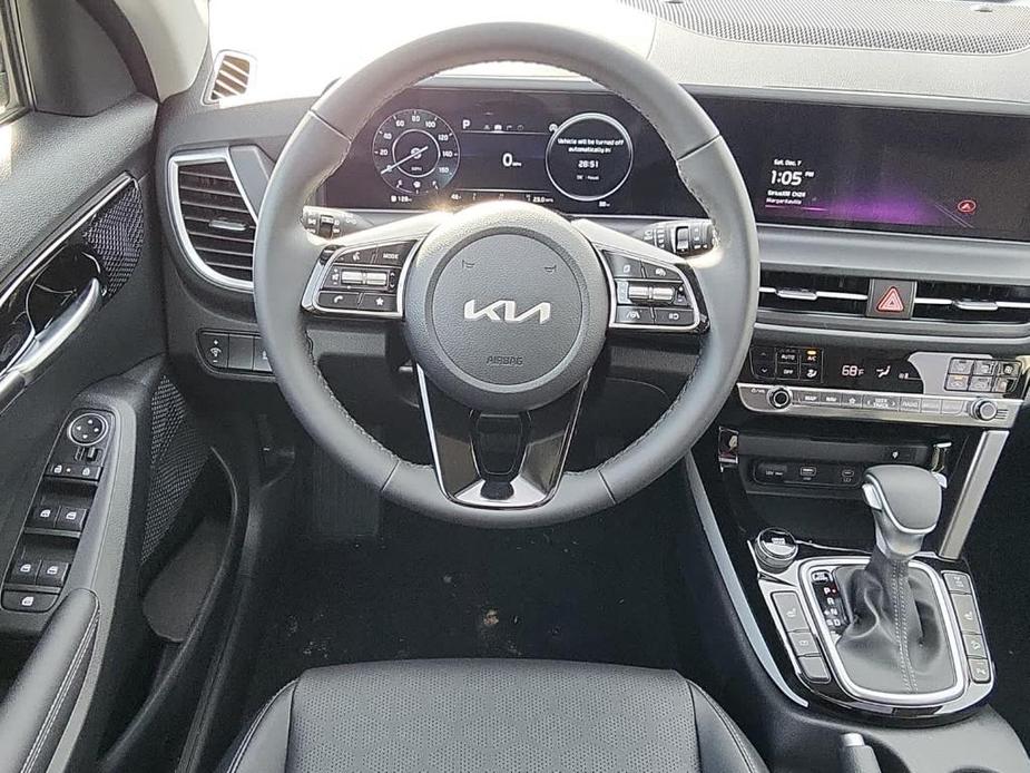 new 2025 Kia Seltos car, priced at $29,655