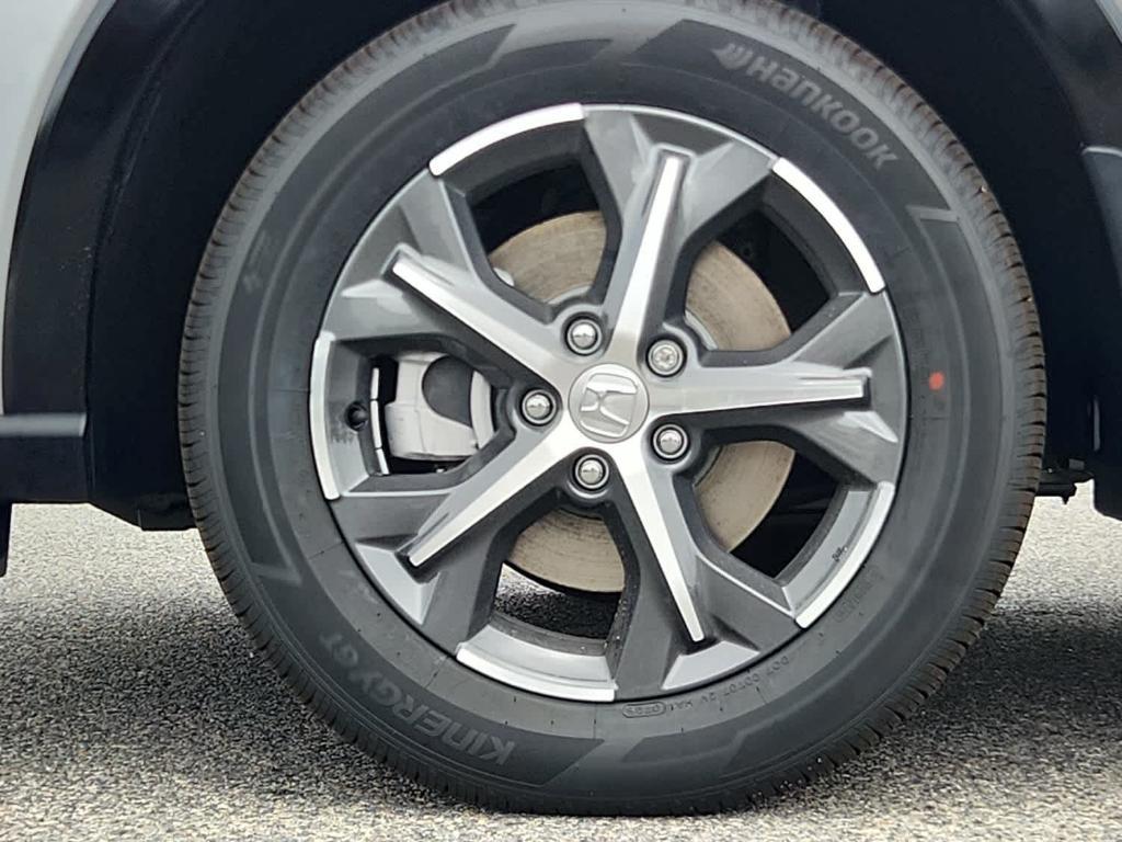new 2025 Honda HR-V car, priced at $32,395