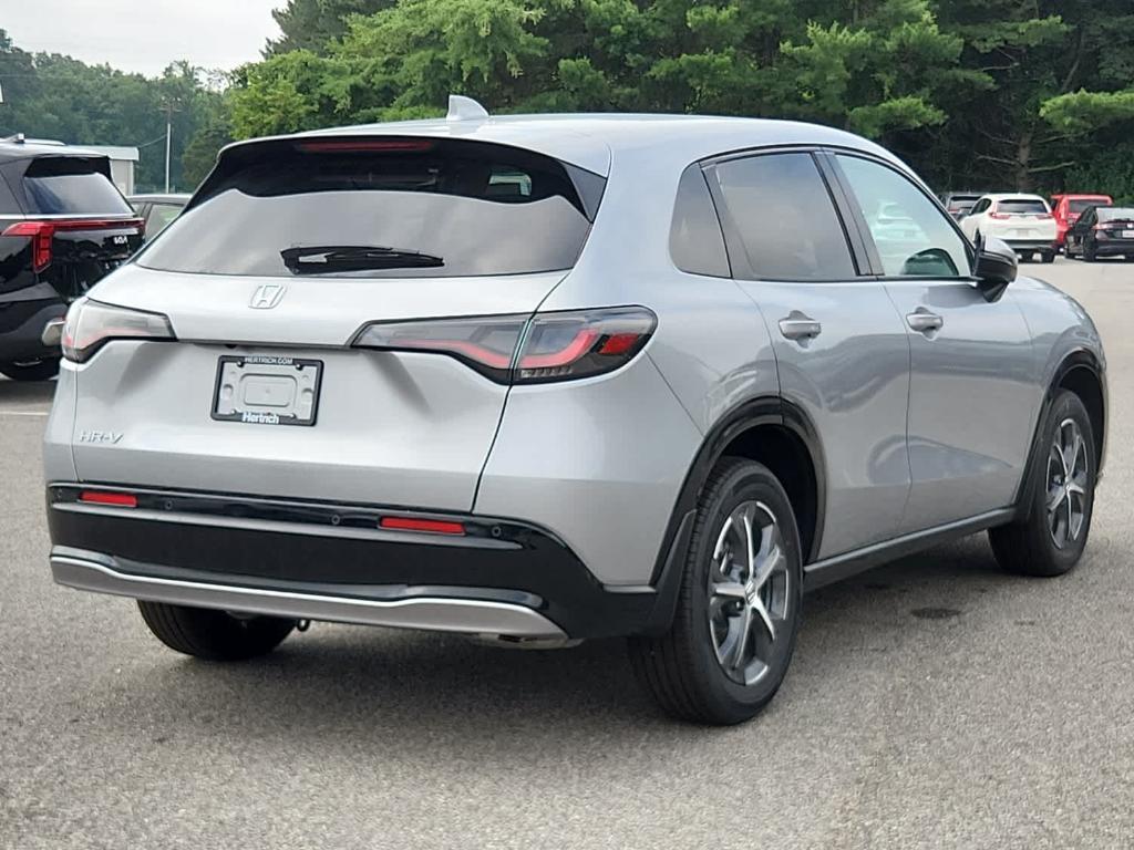 new 2025 Honda HR-V car, priced at $32,395