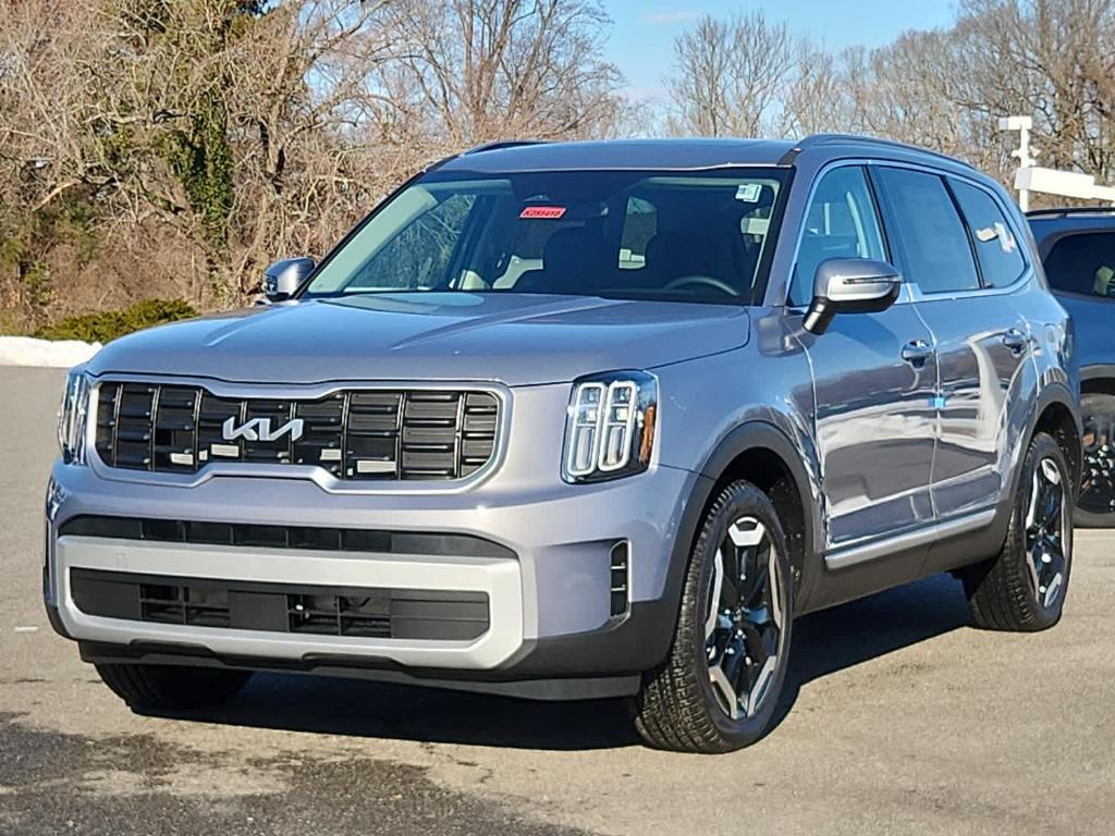 new 2025 Kia Telluride car, priced at $42,710