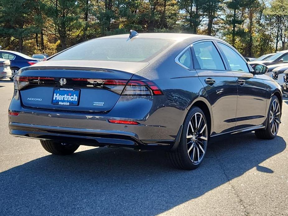 new 2025 Honda Accord Hybrid car, priced at $37,378