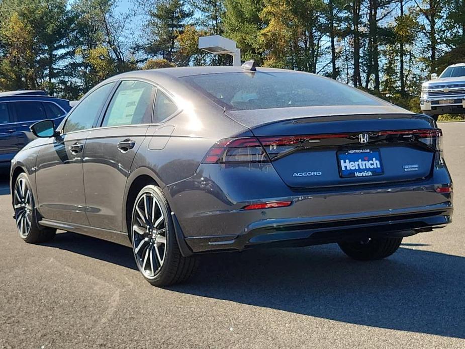 new 2025 Honda Accord Hybrid car, priced at $37,378