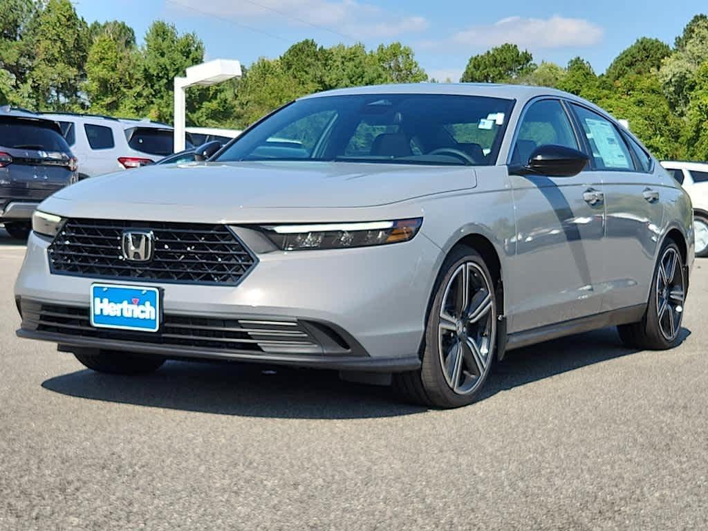 new 2025 Honda Accord Hybrid car, priced at $35,205