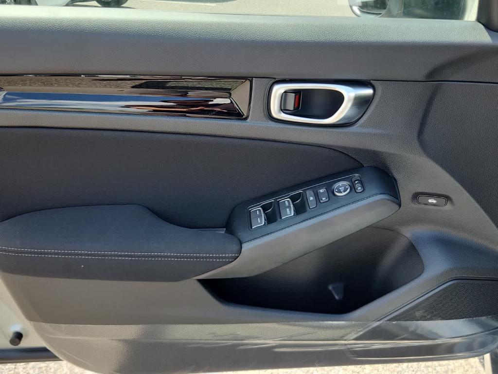 new 2026 Honda Civic Hybrid car, priced at $30,445