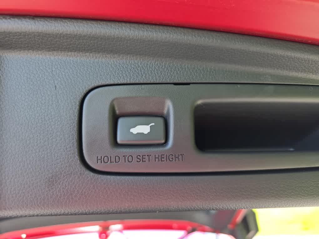 used 2023 Honda CR-V Hybrid car, priced at $31,997