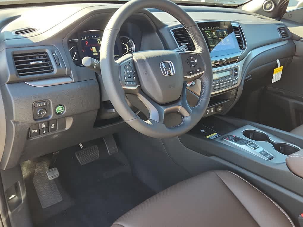 new 2025 Honda Passport car, priced at $44,250