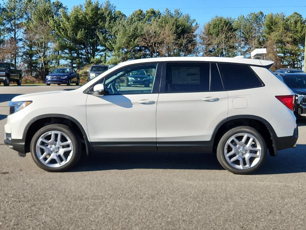 new 2025 Honda Passport car, priced at $44,250