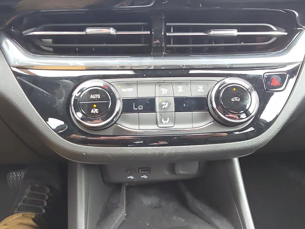 used 2025 Buick Envista car, priced at $27,897