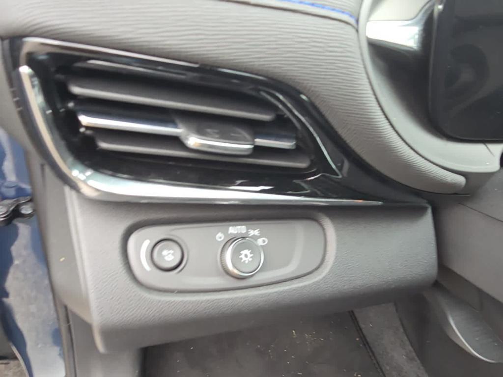 used 2025 Buick Envista car, priced at $27,897
