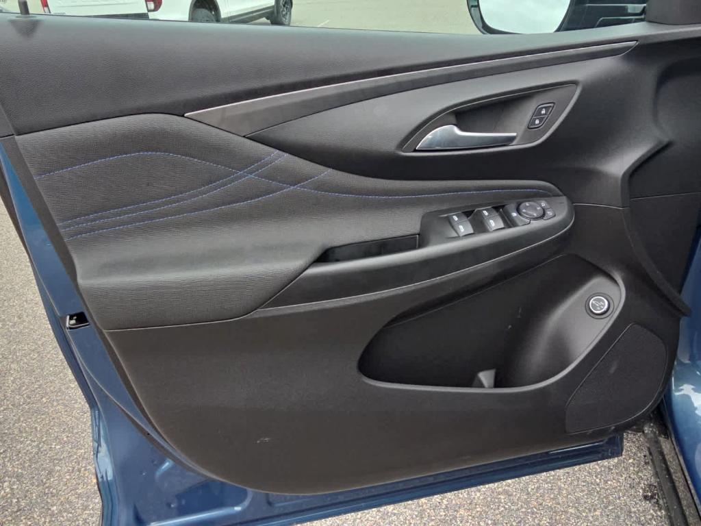 used 2025 Buick Envista car, priced at $27,897