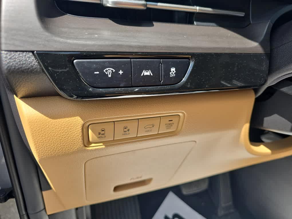 used 2022 Kia Carnival car, priced at $29,997