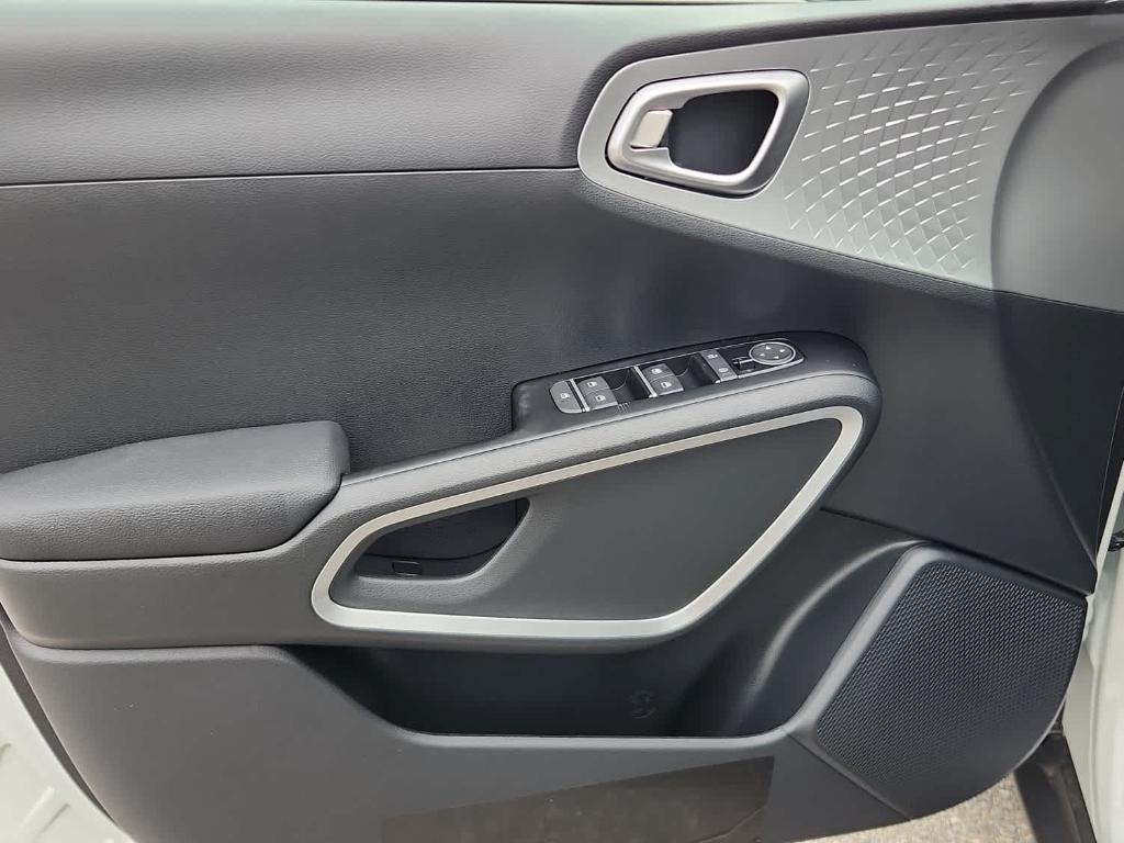 new 2025 Kia Soul car, priced at $22,970