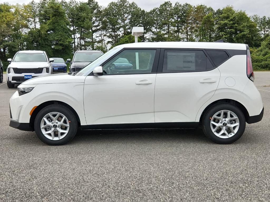new 2025 Kia Soul car, priced at $22,970
