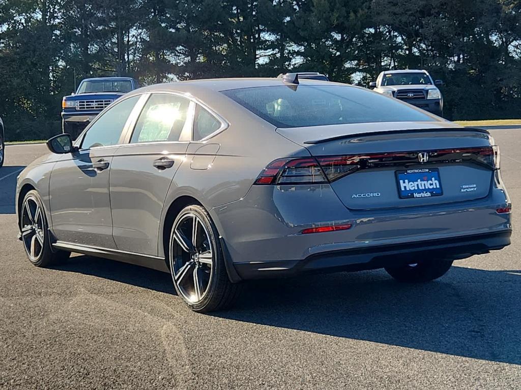 new 2025 Honda Accord Hybrid car, priced at $33,526